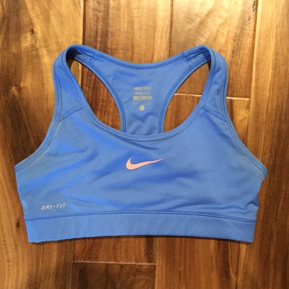 Nike sports bra