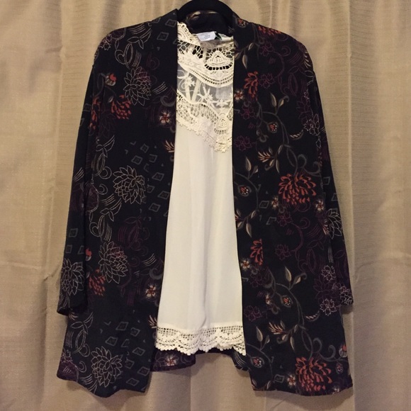 Black floral Kimono
