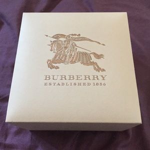 Burberry watch box