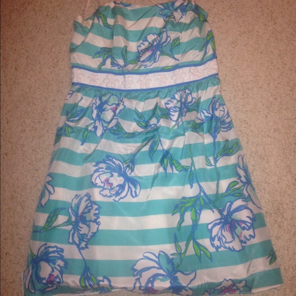 Lilly Pulizter strapless dress