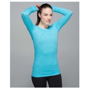 Sold nwt rare lulul run swiftly long sleeve tech