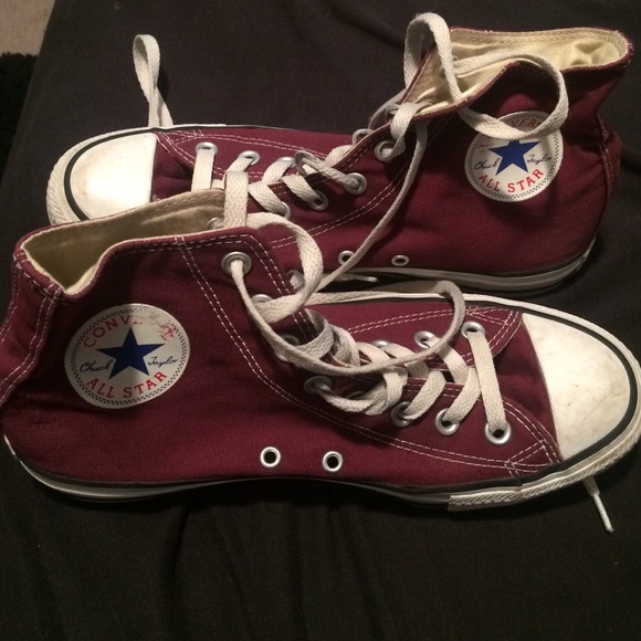 Burgundy converse