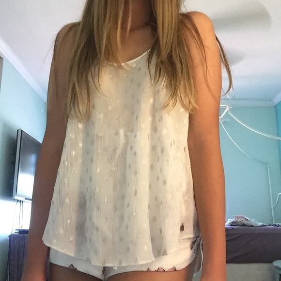 white with gold polka dotted tank