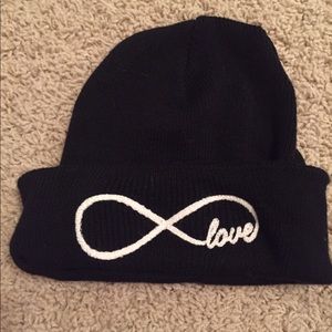 Brandy Melville Beanie