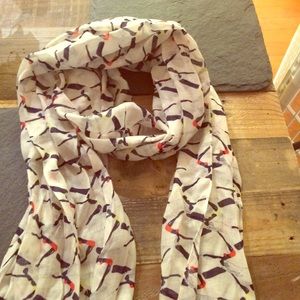 Linen summer scarf in excellent condition!