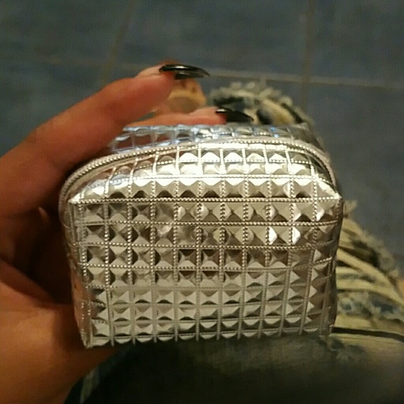 Mini emergency kit
