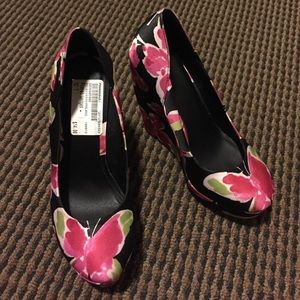 Butterfly Print Wedges