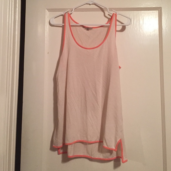 GAP Tops - 🎉LAST CHANCE 7/31 WILL BE DONATED Gap tank top