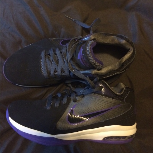 Men's Nike air flight shoes