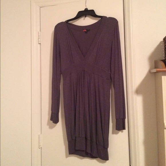 Gray long sleeve dress