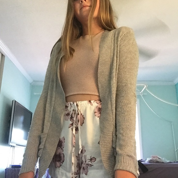 gray knit cardigan