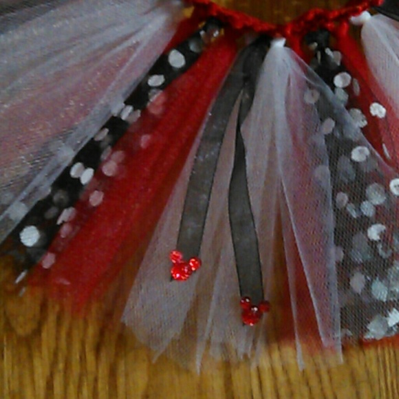 Tutu and Bow - Picture 2 of 3