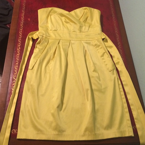 Yellow "Teeze Me" Formal Dress- Size 11