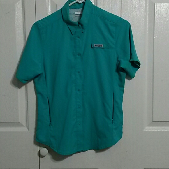 Ladies Columbia PFG shirt