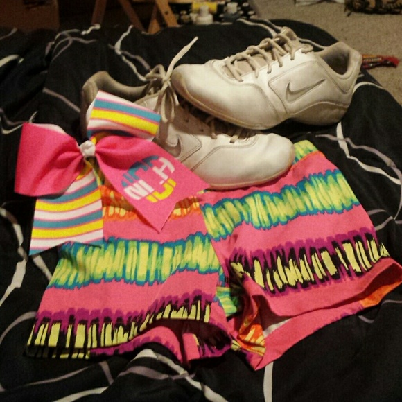 ULTIMATE CHEER PACKAGE!! - Picture 1 of 1