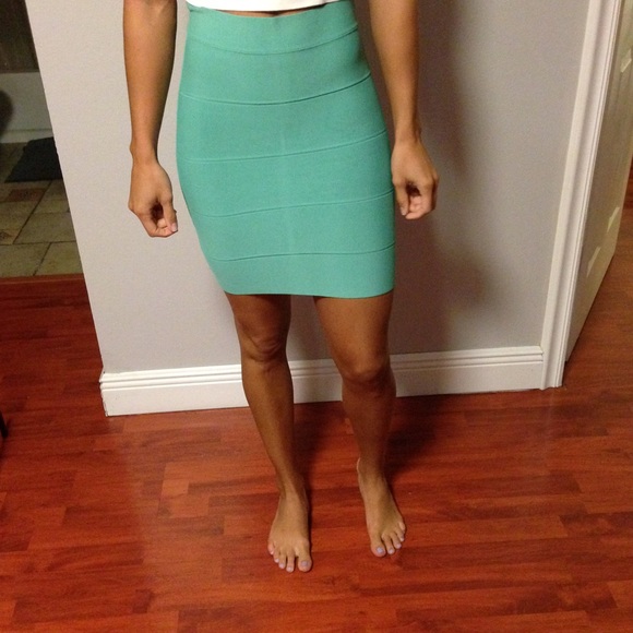 BCBG skirt