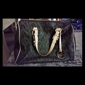 Mk purse. NOT FOR SALE