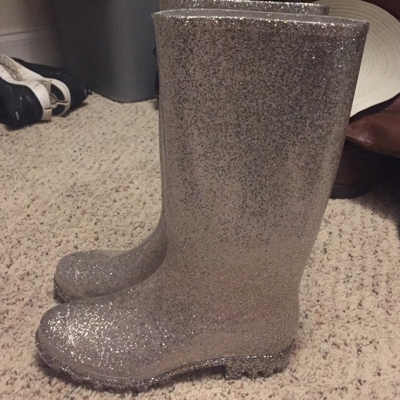 Silver Sparkly Rain Boots - Size 8 - NEVER WORN