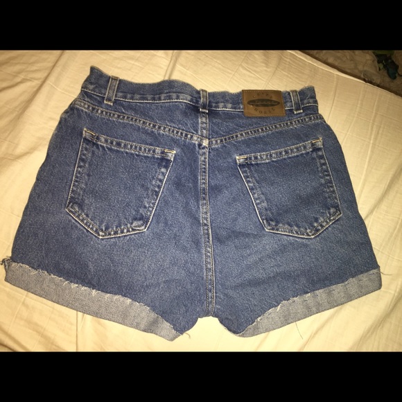 Natural waist denim shorts