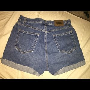Natural waist denim shorts