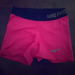 NIKE PRO SHORTS