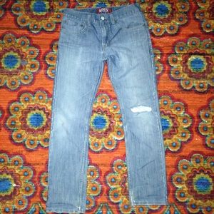 Levi's 28/28 boyfriend jeans!