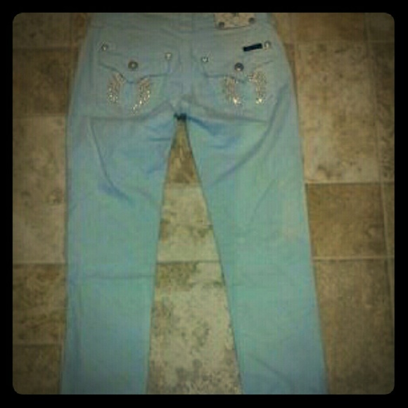 I am selling Miss Me jeans