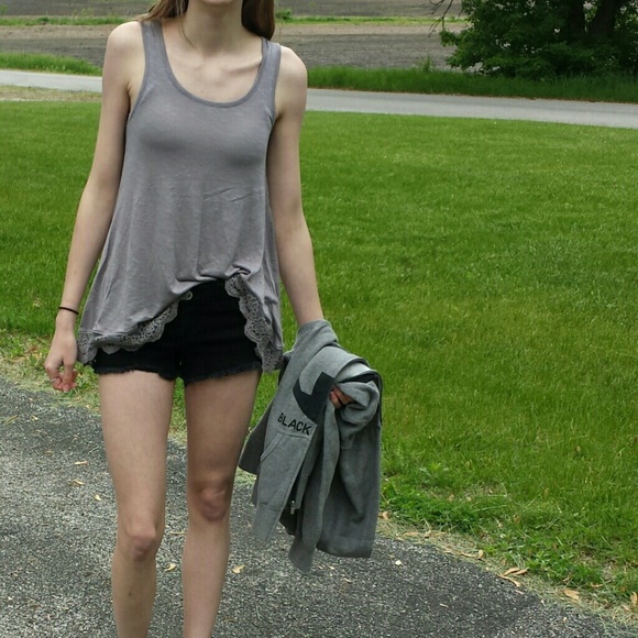 Black Frayed Hem Shorts - Picture 4 of 4