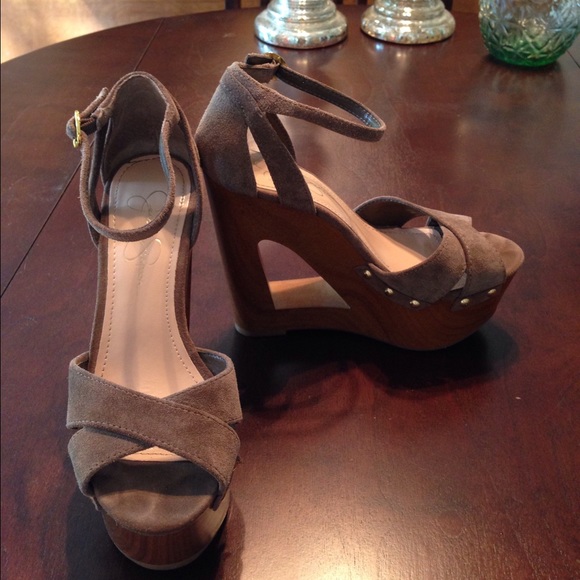 Jessica Simpson wedges