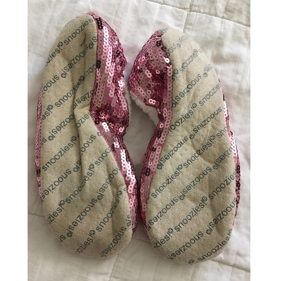 Pink sequence slippers - Picture 2 of 3