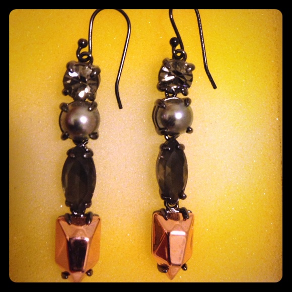 Stella & Dot earrings