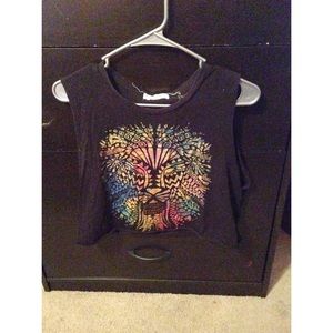 multicolor lion muscle tee.