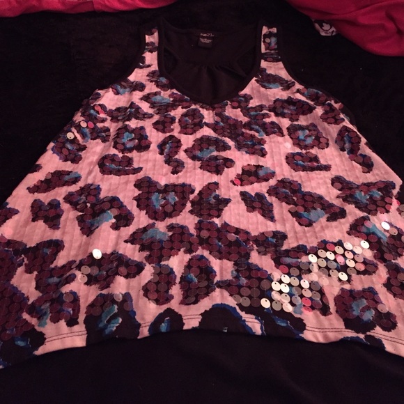 Shirt - Picture 1 of 1