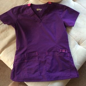 Wonder Wink Scrub Set