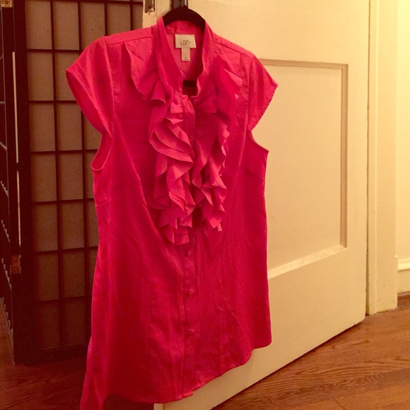 Powerful Pink ruffled sleeveless shirt