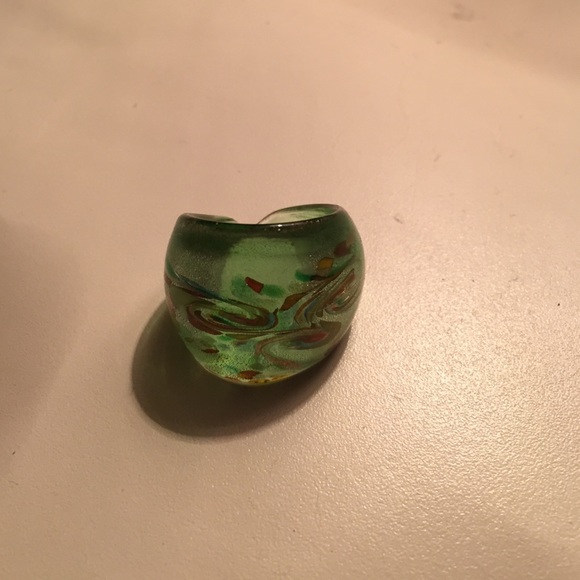 Green glass ring