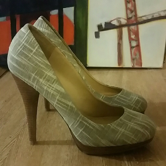Nine West pumps