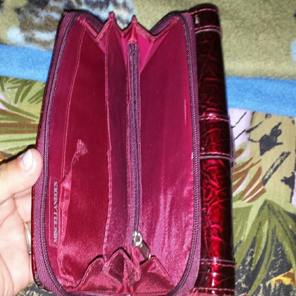 Wallet - Picture 3 of 3