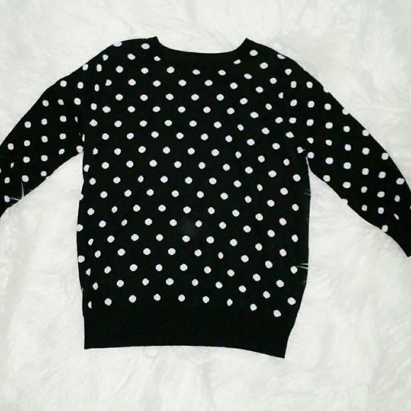 Forever 21 Sweaters - F21 Black & White Sweater