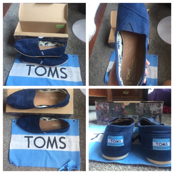 Toms size 9!!!