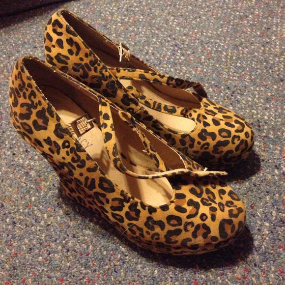 Cheetah wedges