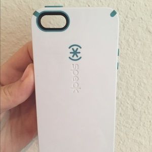 Speck iPhone 5s case