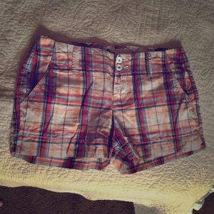 SO plaid shorts
