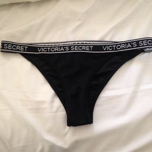 Black VS bikini bottoms!