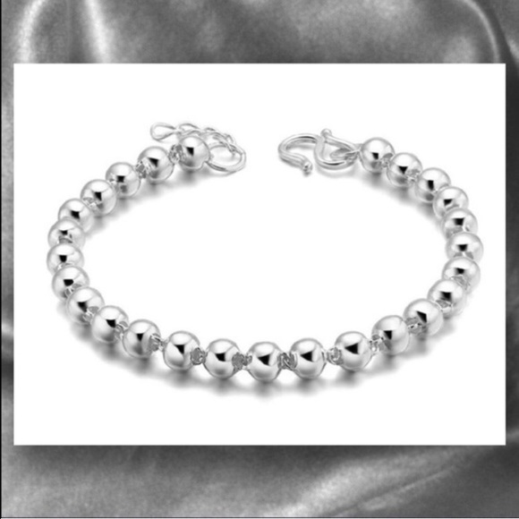 Silver bead bracelet - Picture 1 of 2