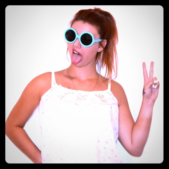 Libertee 's Blue Willy Wonka Sun glasses! - Picture 1 of 4