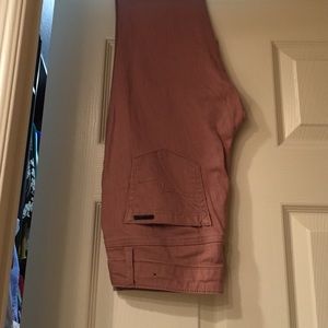 Skinny/tapered bottomed jeans