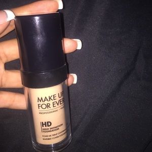 Makeup Forever HD foundation