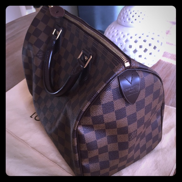 ***SOLD****LV Speedy 30 Damier