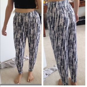 H&M harem pants black & white tie dye x-small